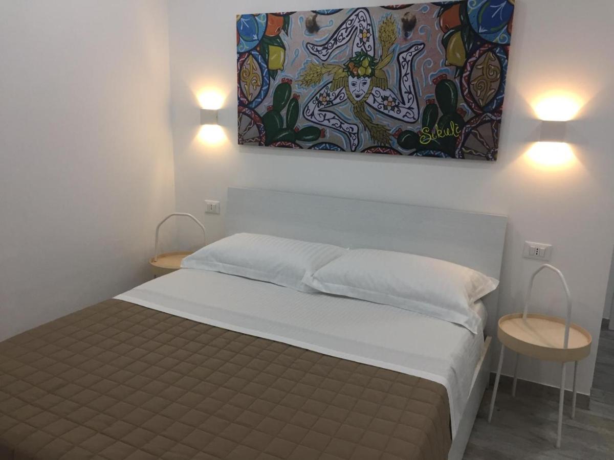 Sikule Bed & Breakfast Santa Teresa Di Riva Bagian luar foto