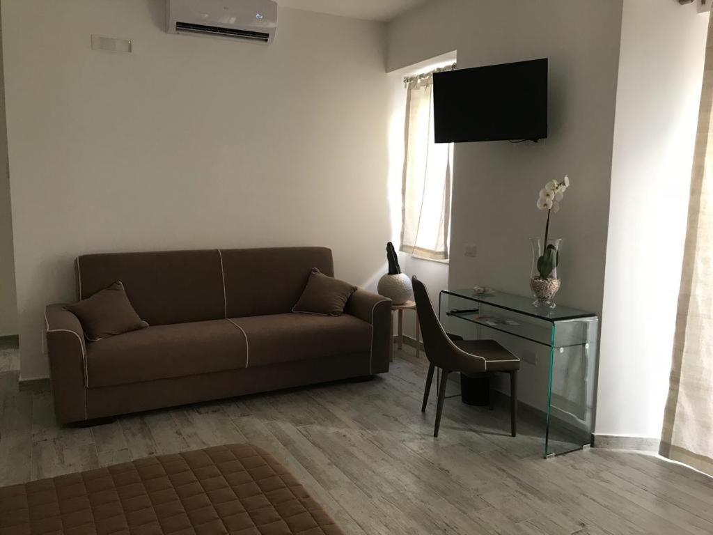 Sikule Bed & Breakfast Santa Teresa Di Riva Bagian luar foto