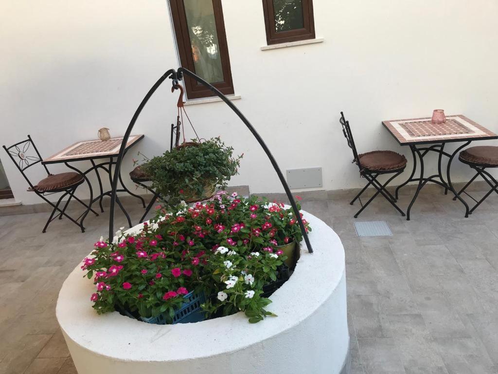 Sikule Bed & Breakfast Santa Teresa Di Riva Bagian luar foto