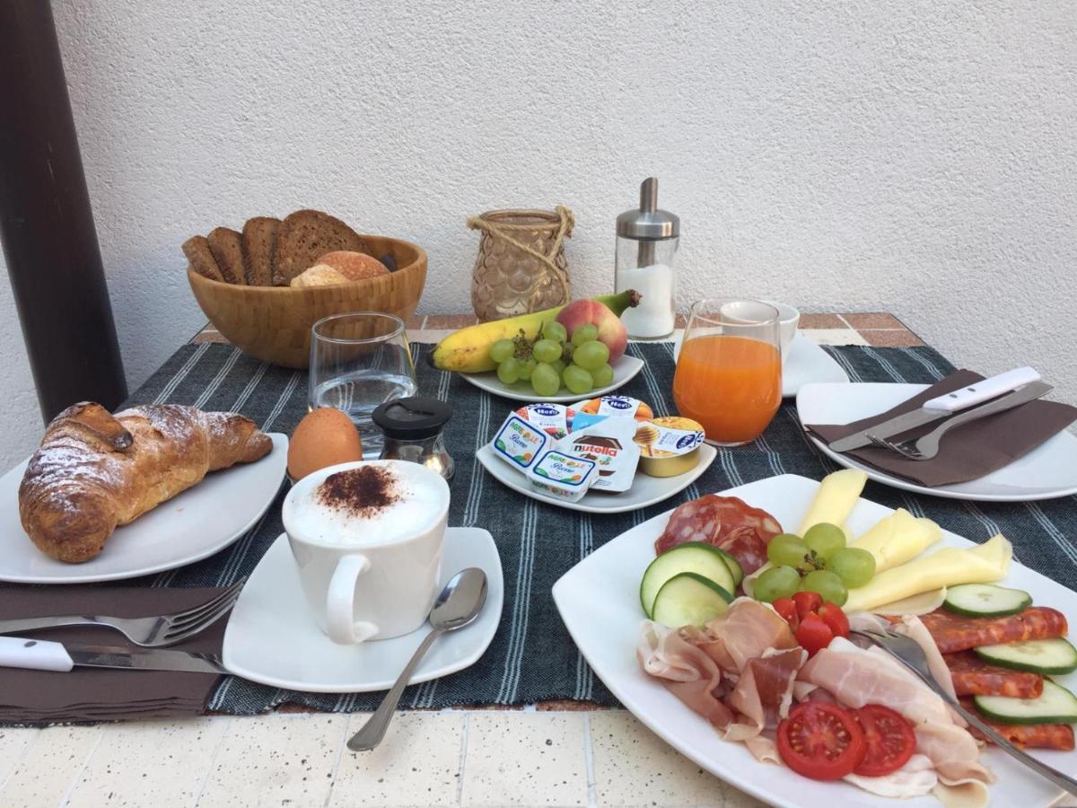 Sikule Bed & Breakfast Santa Teresa Di Riva Bagian luar foto